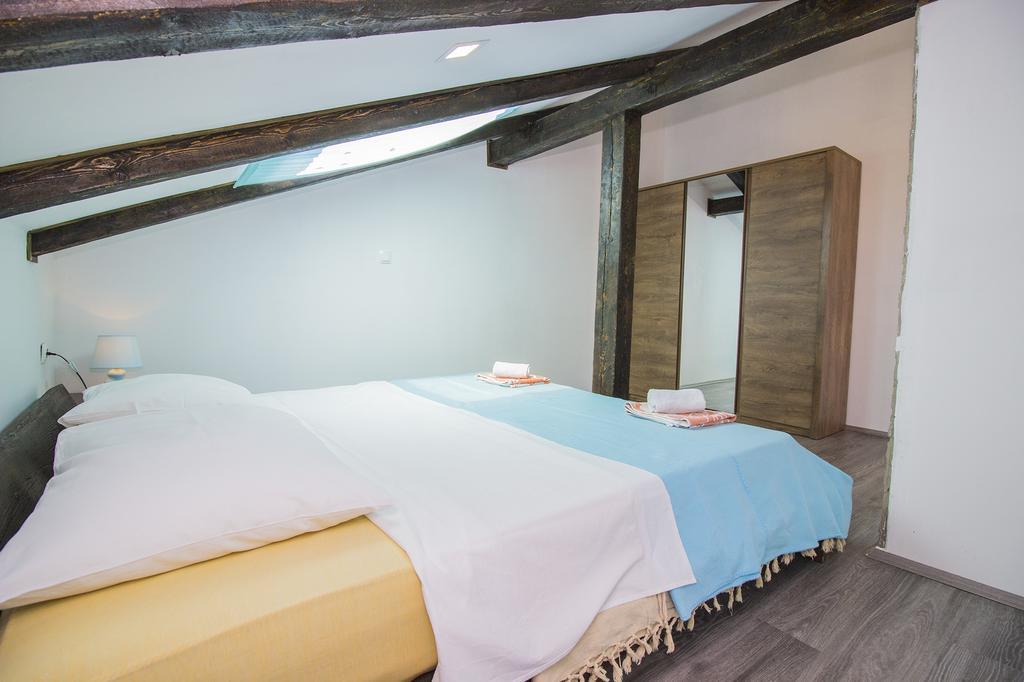 Apartmani Miletic Задар Экстерьер фото