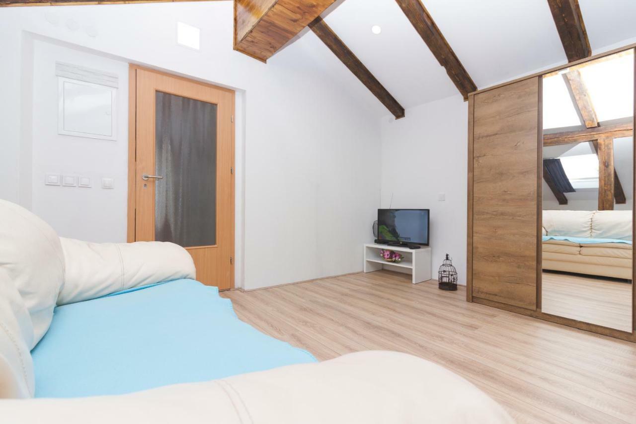 Apartmani Miletic Задар Экстерьер фото